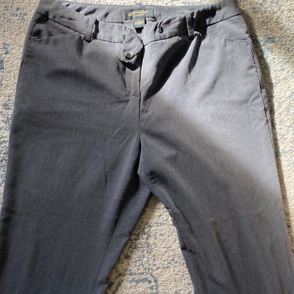 Essentials by ABS dress pants 10 - Picture 2 of 8